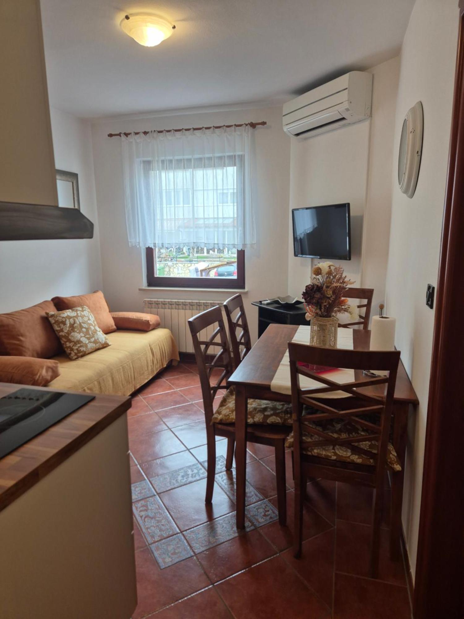 Apartments Antolovic Vrsar Εξωτερικό φωτογραφία